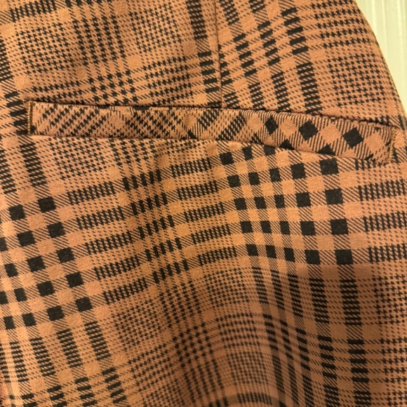 Studio by Torrid Brown Glen Plaid Trouser Pants β 30S (Short Inseam) - Picture 6 of 12